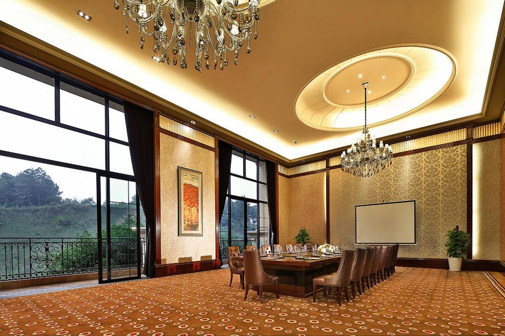 Howard Johnson Agile Plaza Chengdu Exterior photo